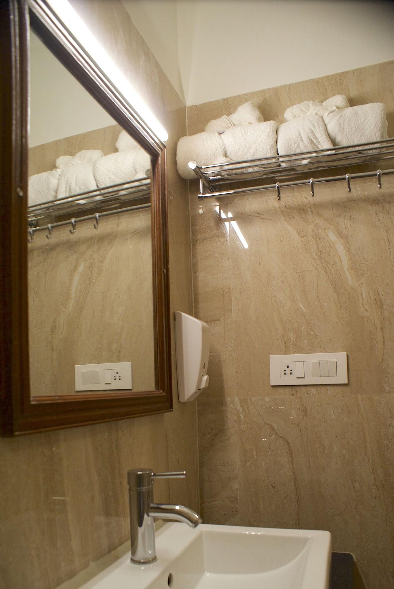 Hotel Alpana Haridwār Extérieur photo