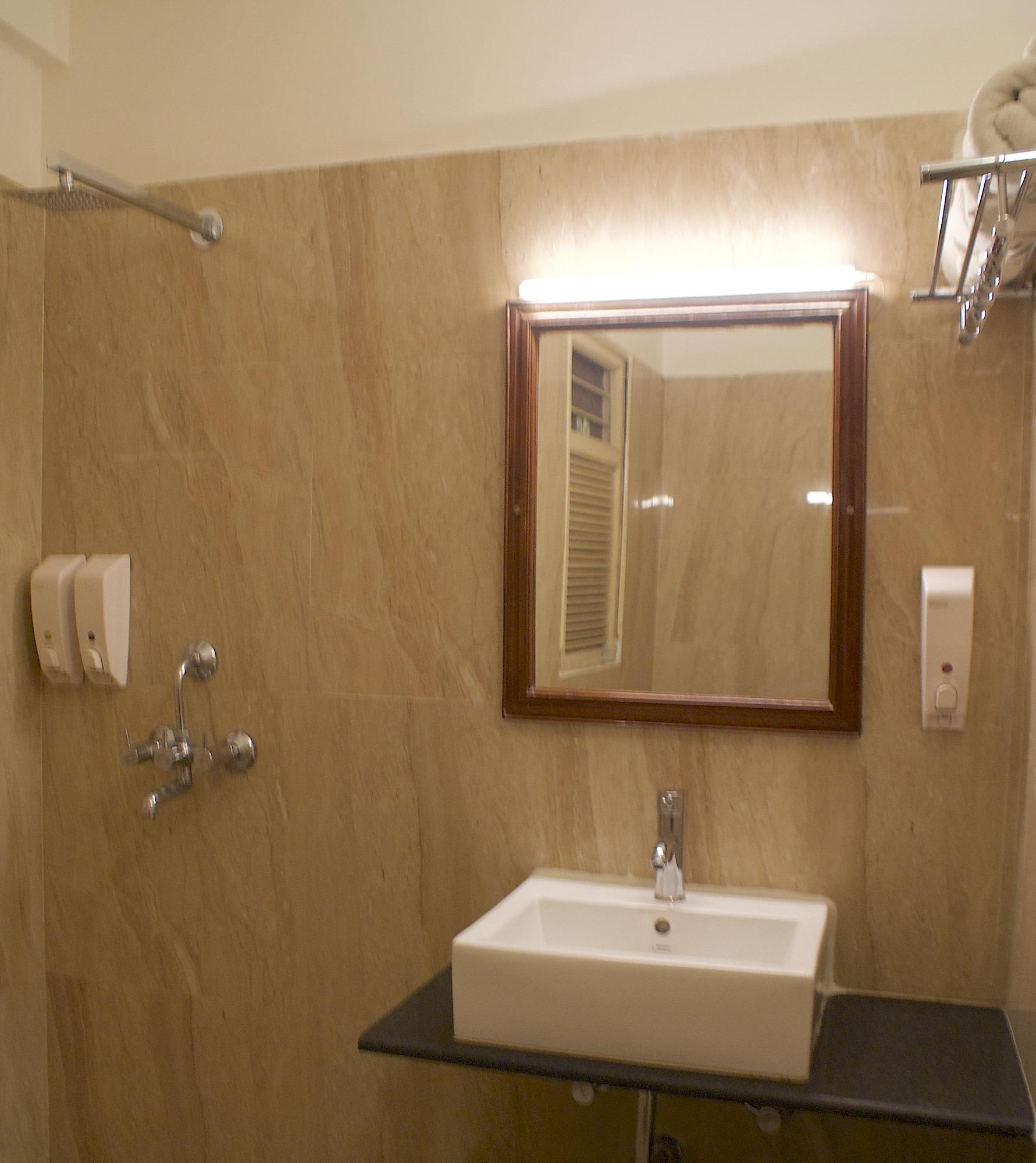 Hotel Alpana Haridwār Extérieur photo