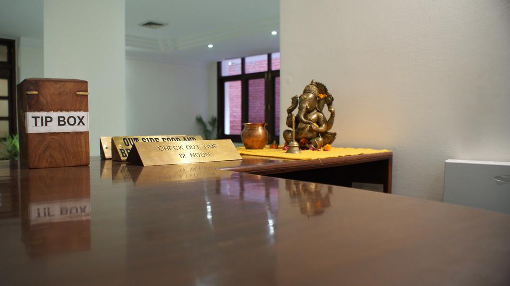 Hotel Alpana Haridwār Extérieur photo